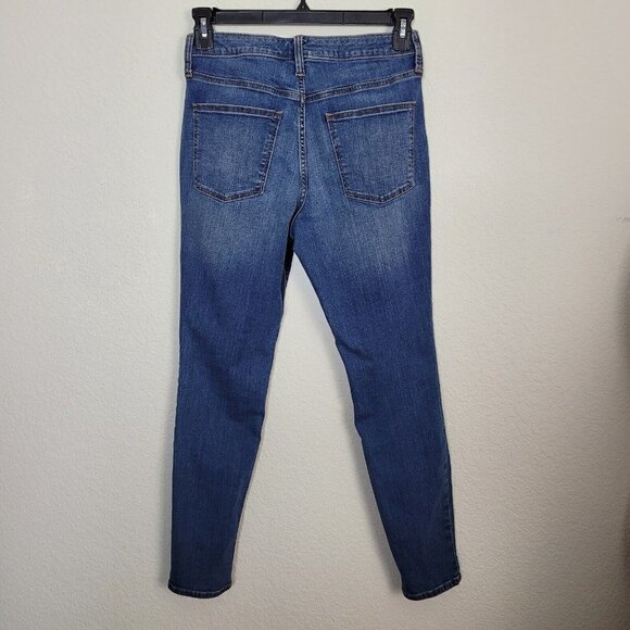 Universal Thread Sz 8 Regular High Rise Skinny Jeans Medium Wash Worn 1x Denim - Picture 4 of 10